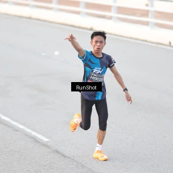 Runner Photo 6814791