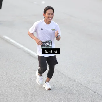 Runner Photo 6814799