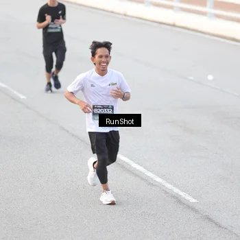 Runner Photo 6814801