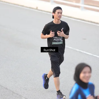 Runner Photo 6814828