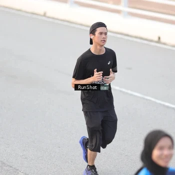 Runner Photo 6814831