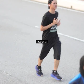 Runner Photo 6814834
