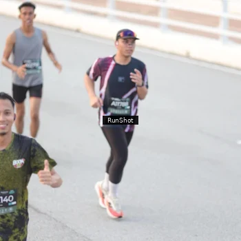 Runner Photo 6814915
