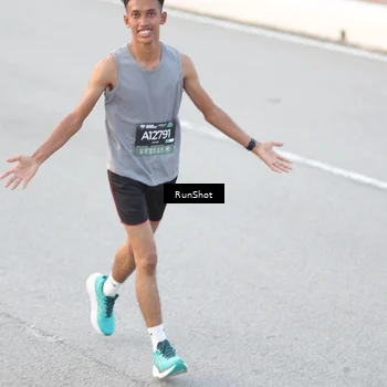 Runner Photo 6814943