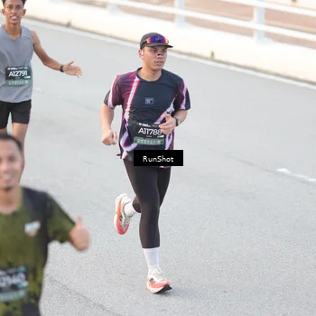 Runner Photo 6814974