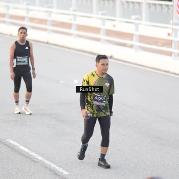 Runner Photo 6814975