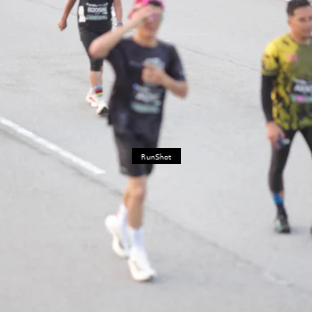 Runner Photo 6814993