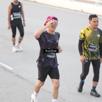 Runner Photo 6814996