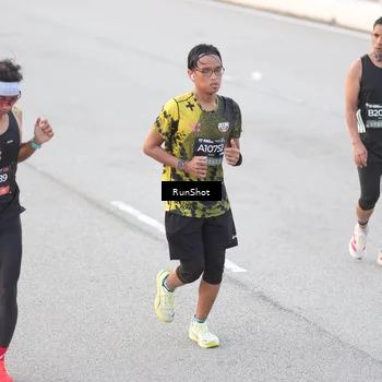 Runner Photo 6815012
