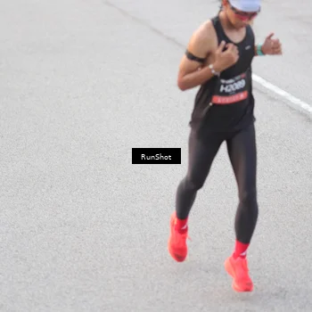 Runner Photo 6815019