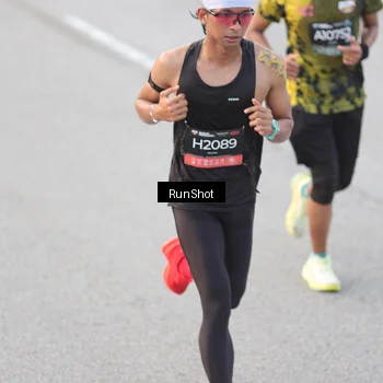 Runner Photo 6815025