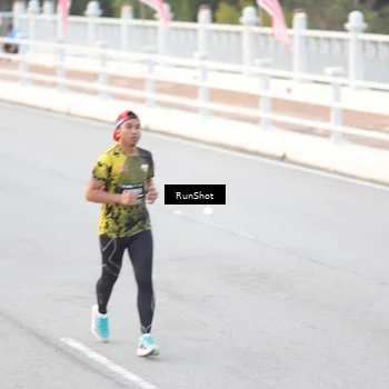 Runner Photo 6815030