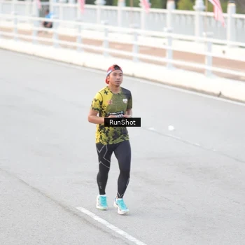 Runner Photo 6815032