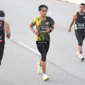 Runner Photo 6815033