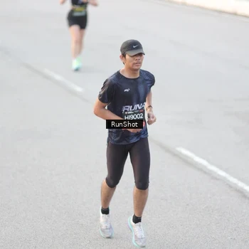 Runner Photo 6815067