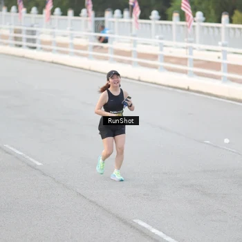 Runner Photo 6815083