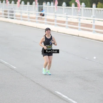 Runner Photo 6815087