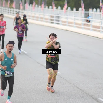Runner Photo 6815095