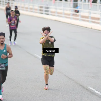 Runner Photo 6815099