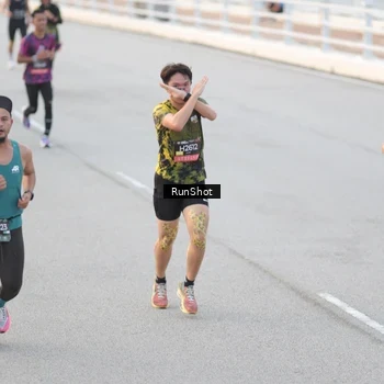 Runner Photo 6815101