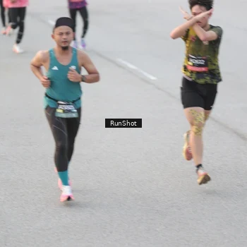 Runner Photo 6815104