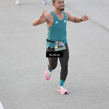 Runner Photo 6815124