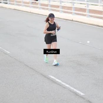 Runner Photo 6815128