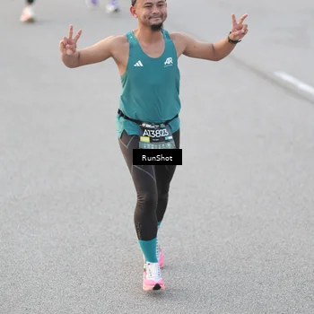 Runner Photo 6815130