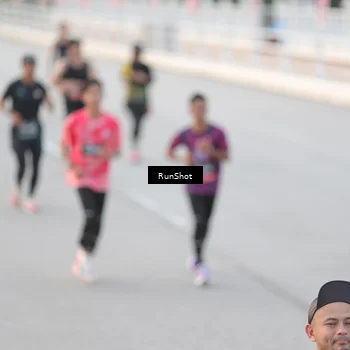 Runner Photo 6815134