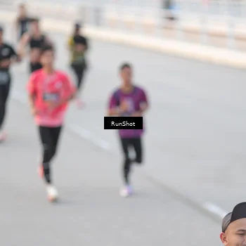 Runner Photo 6815135