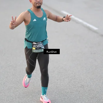 Runner Photo 6815136