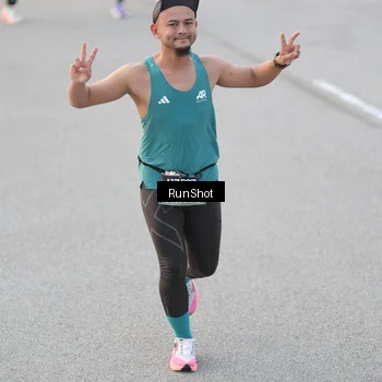 Runner Photo 6815143