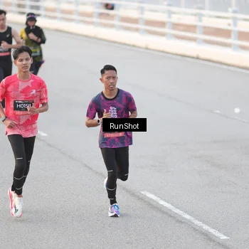Runner Photo 6815145