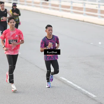 Runner Photo 6815148