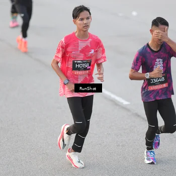 Runner Photo 6815169