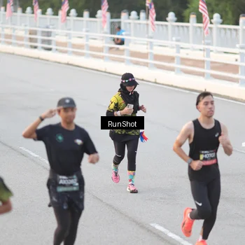 Runner Photo 6815178