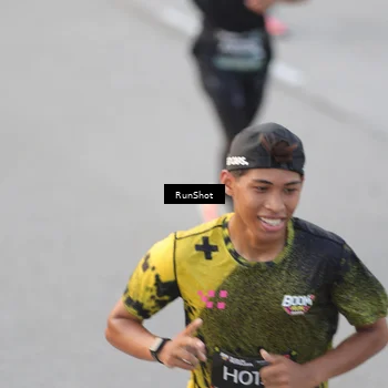Runner Photo 6815187