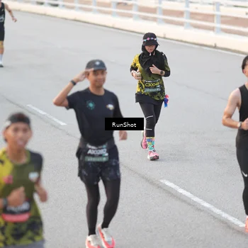 Runner Photo 6815191