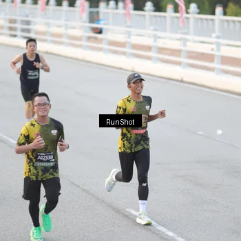 Runner Photo 6815212
