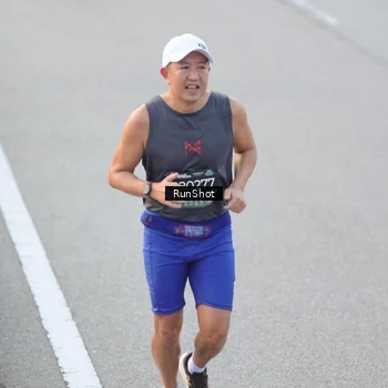 Runner Photo 6815242