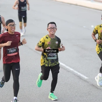 Runner Photo 6815243