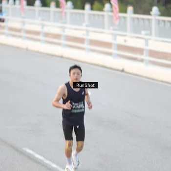 Runner Photo 6815249