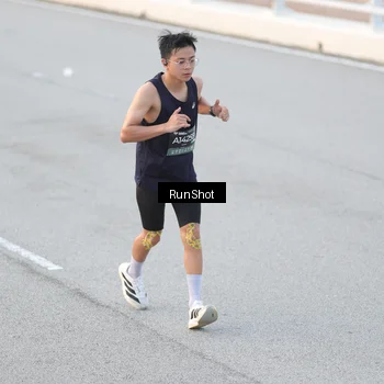 Runner Photo 6815265
