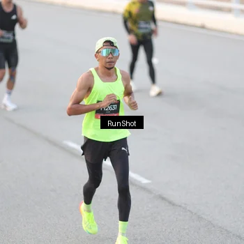 Runner Photo 6815283