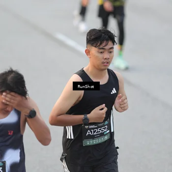 Runner Photo 6815594