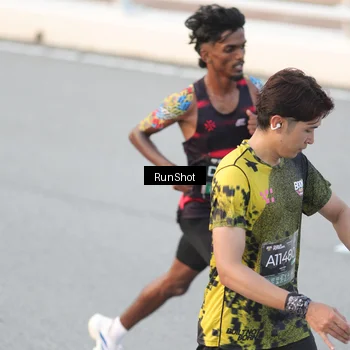 Runner Photo 6815625