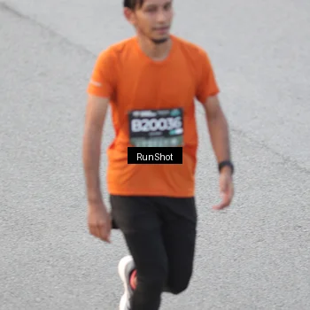 Runner Photo 6815653