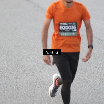 Runner Photo 6815656