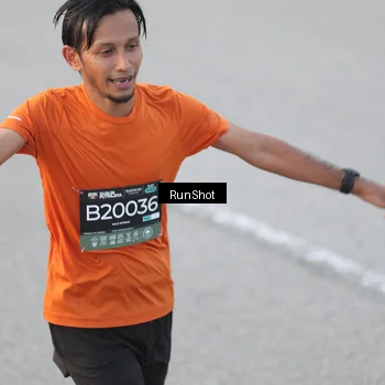 Runner Photo 6815664