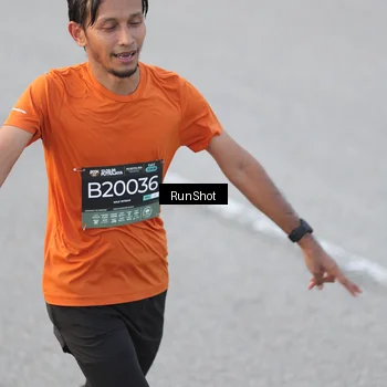 Runner Photo 6815665